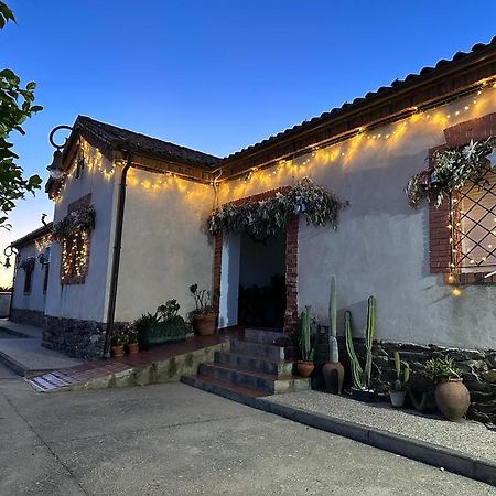 La Casa Barata, Casa Rural Cedillo Bagian luar foto
